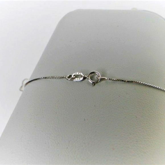 Solid 14kt Diamond Cut White Gold Circles Pendant and Chain - Picture 7 of 8